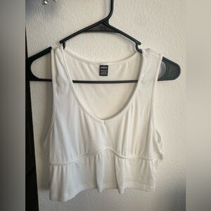 SHEIN White Ribbed Crop Top